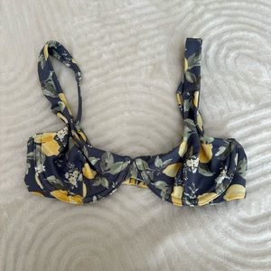 Abercrombie & Fitch Lemon Bikini Top XS
